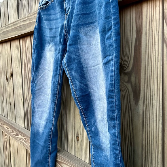 The Style Betweem Us Denim Jeans Pants Juniors Sz. 11 - Picture 6 of 10